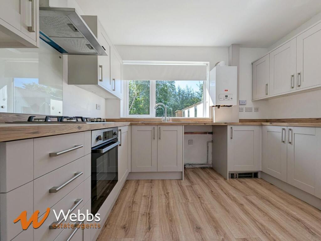 Kitchen 1.jpg