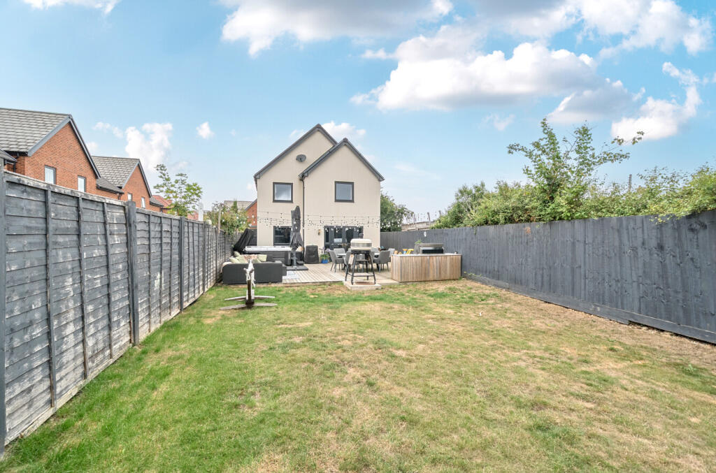 1339786-3-68a610c...