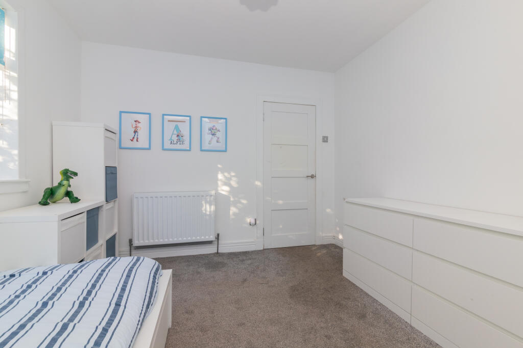 10 burnfoot crescent paisley pa2 8nr-16