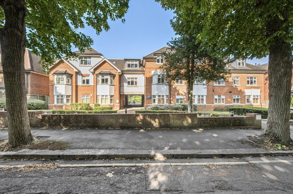 1330835-1-6883453...