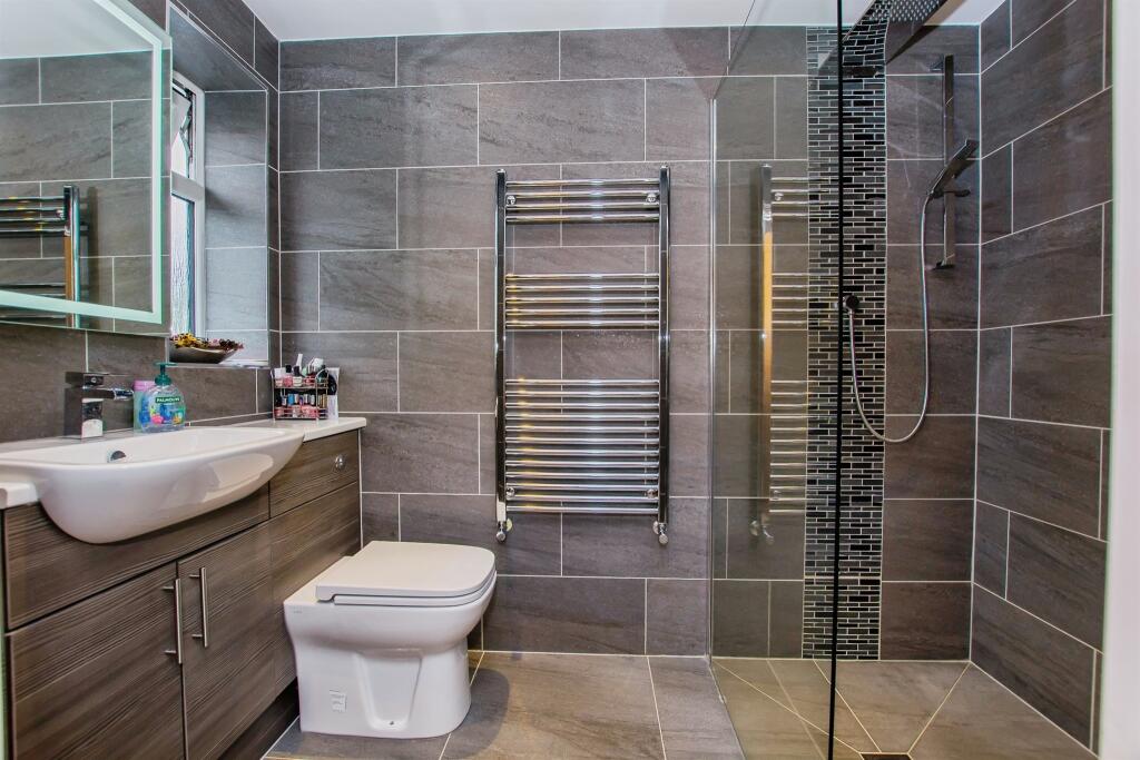En-Suite Shower Room