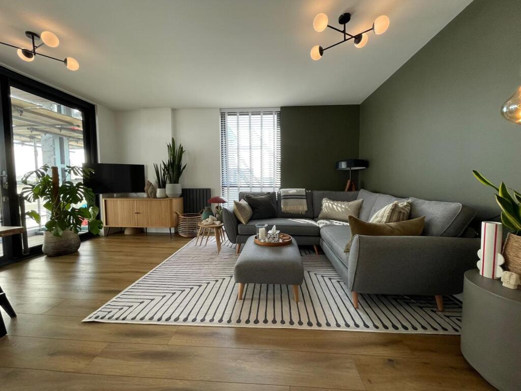 PHOTO-2025-09-30-09-