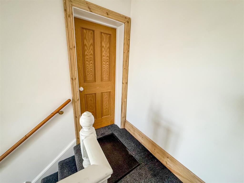 (One Bedroom Apartment)