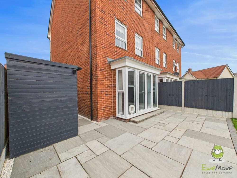 Patio EmilyDimelowEwemoveWhitchurchandNantwich