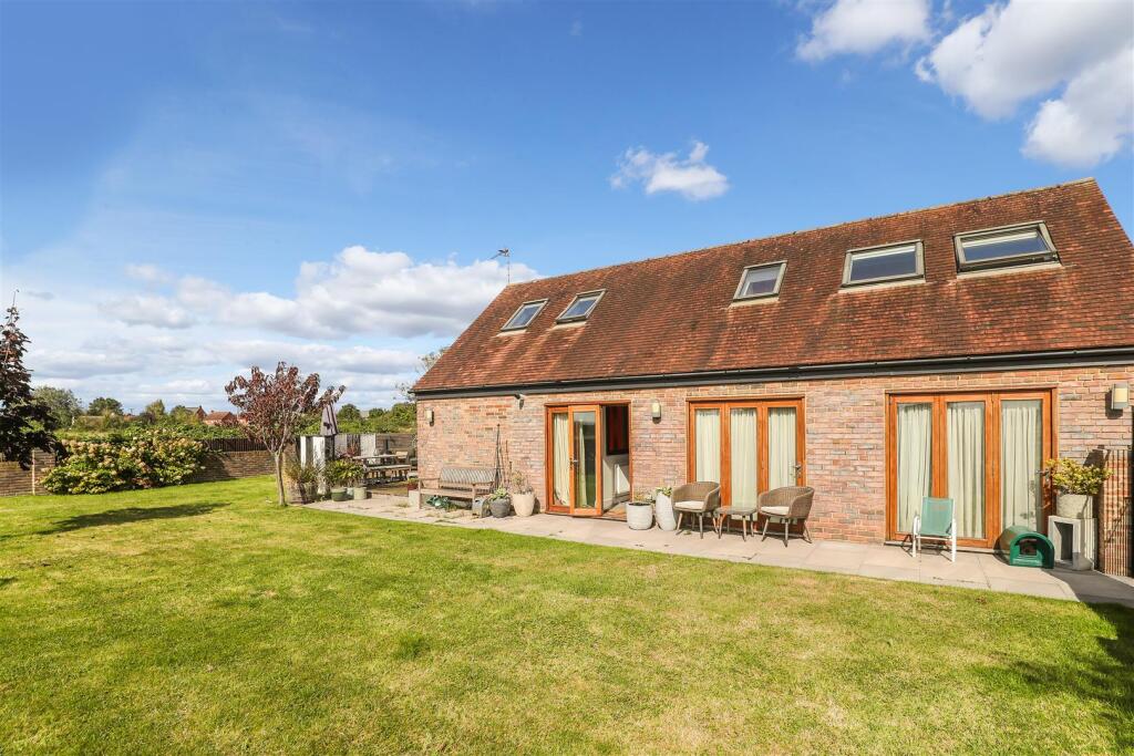 Eden Barn (16).jpg