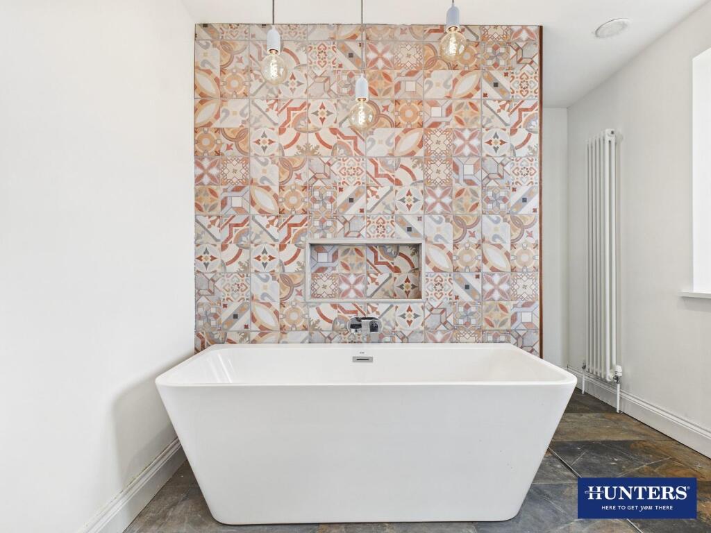 Master En-Suite