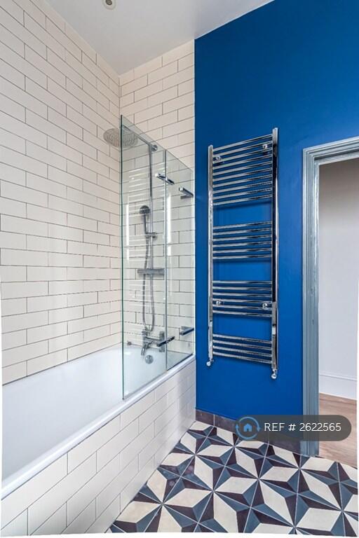 Bathroom - Wide Bath And Shower