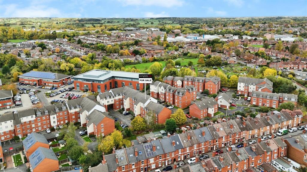 12fa4ee8--4742-A2C3-DFEE324827B6-20708-00002674431