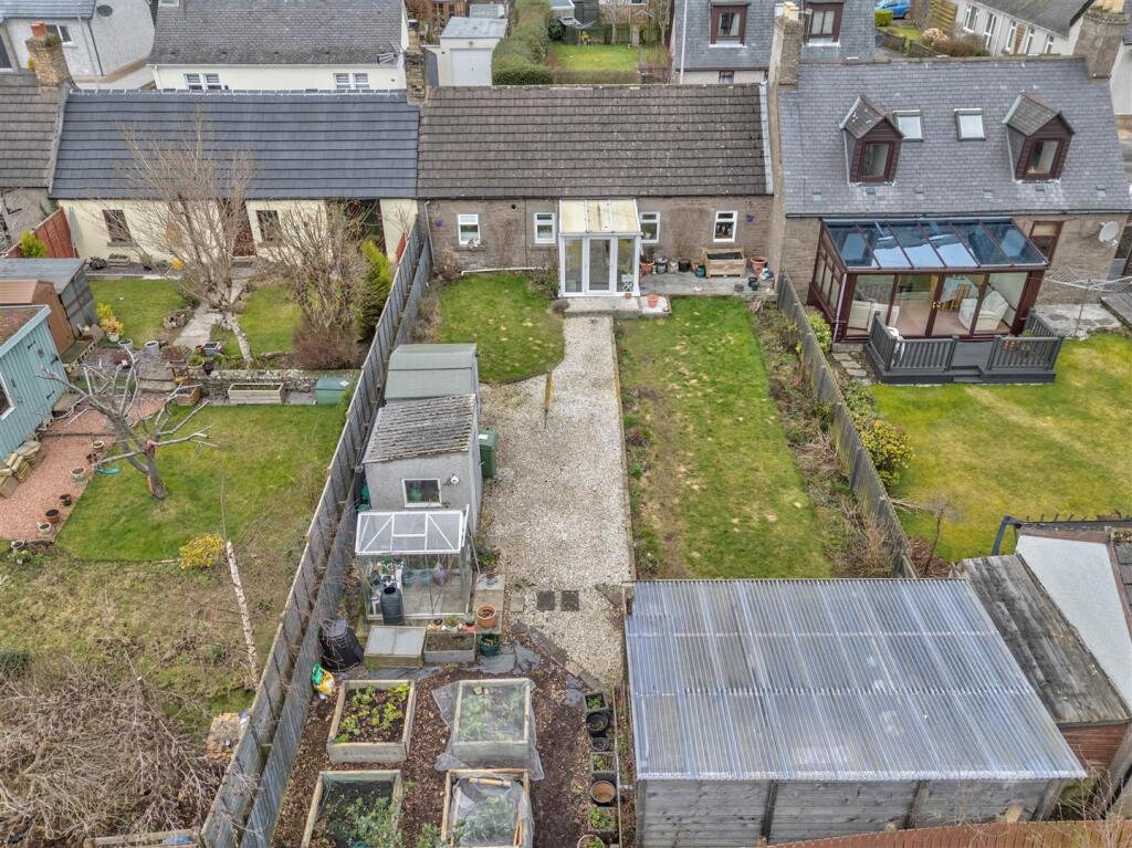 27 East Hemming Street Letham-3.JPG