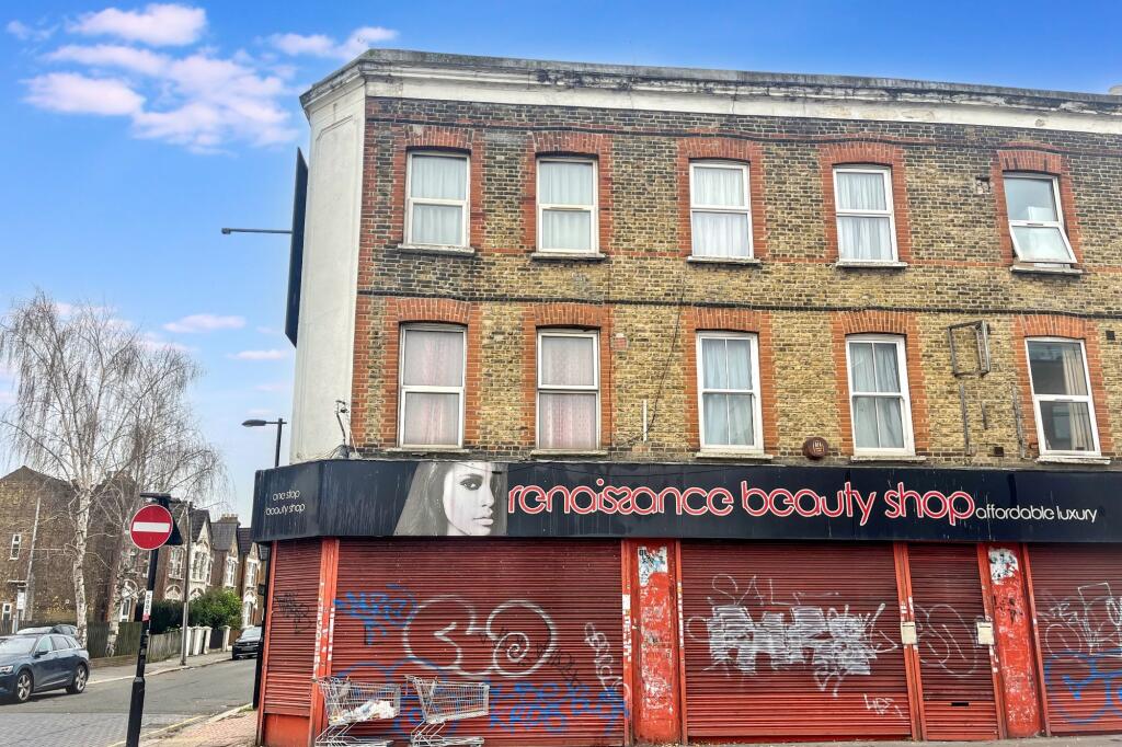 Flat 1, 110 Portland Road, South Norwood London, SE25 4PJ