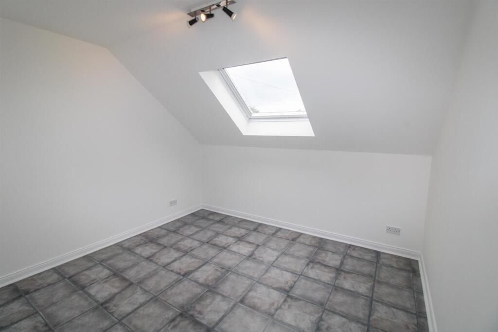 BEDROOM TWO.jpg
