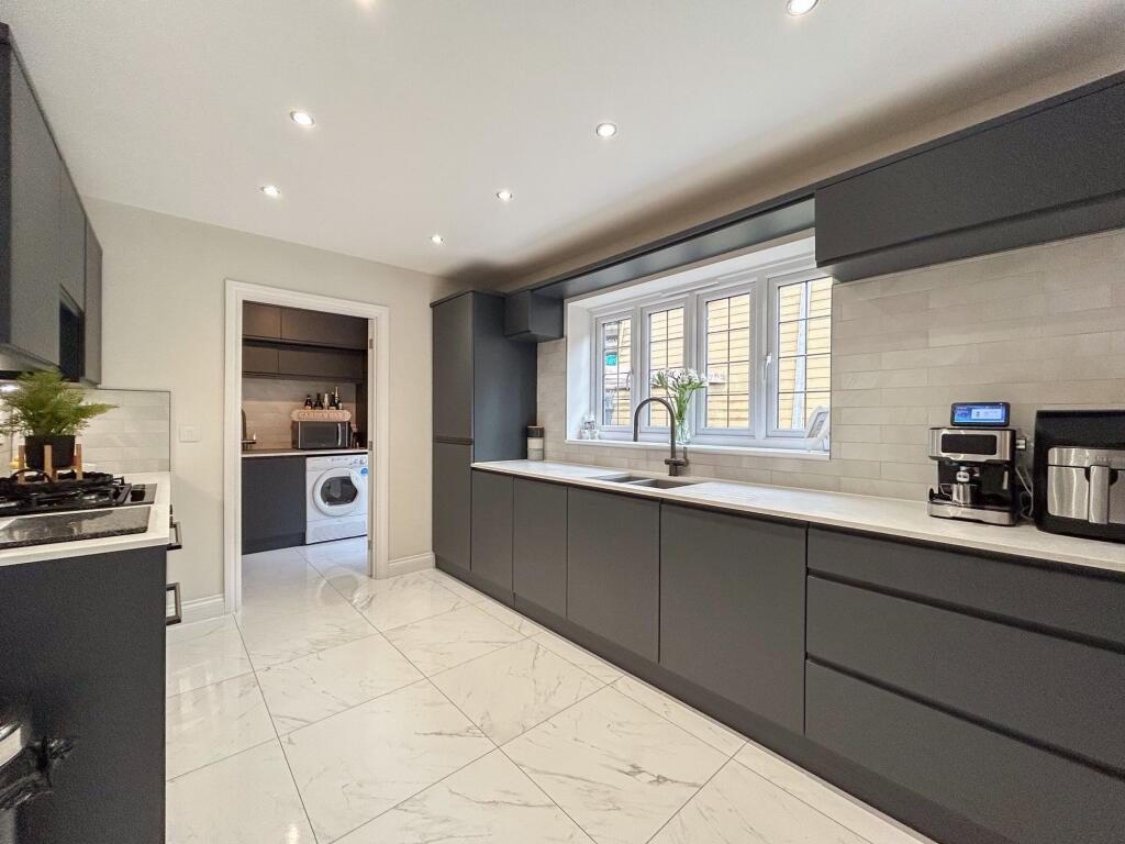 Kitchen/Dinning Room