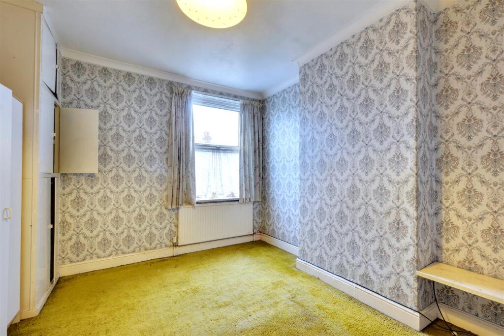 Bedroom One_1.jpeg