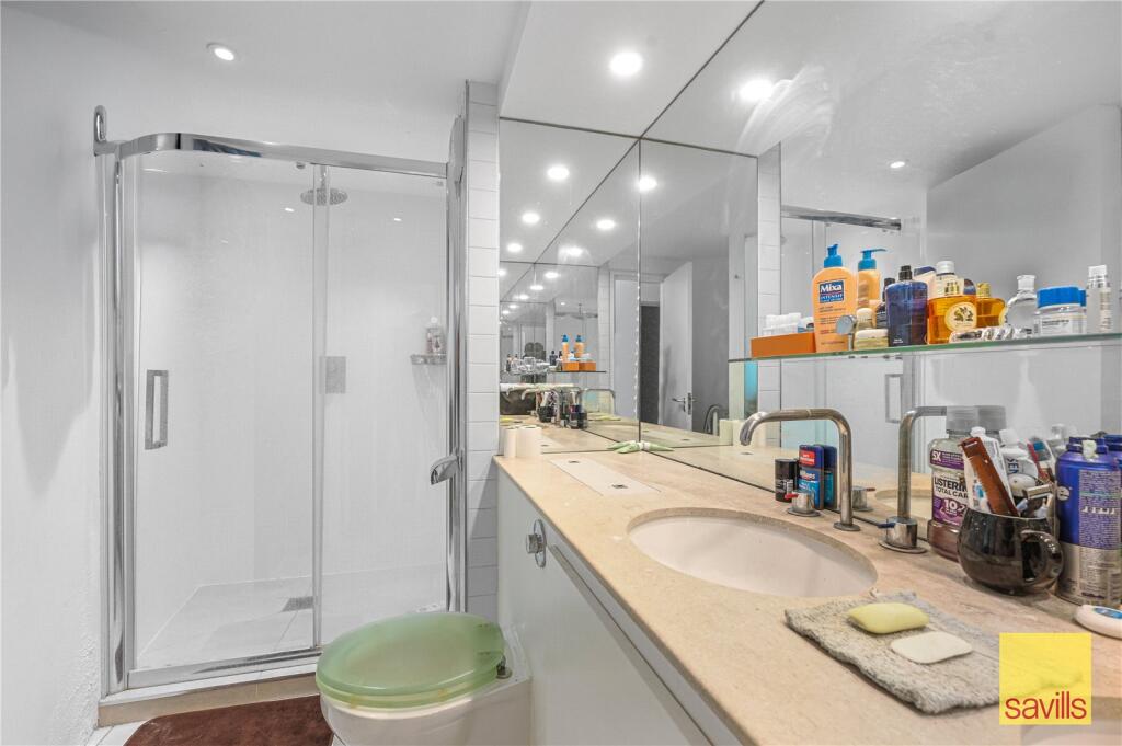 En Suite Shower
