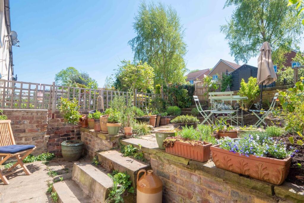 GARDEN