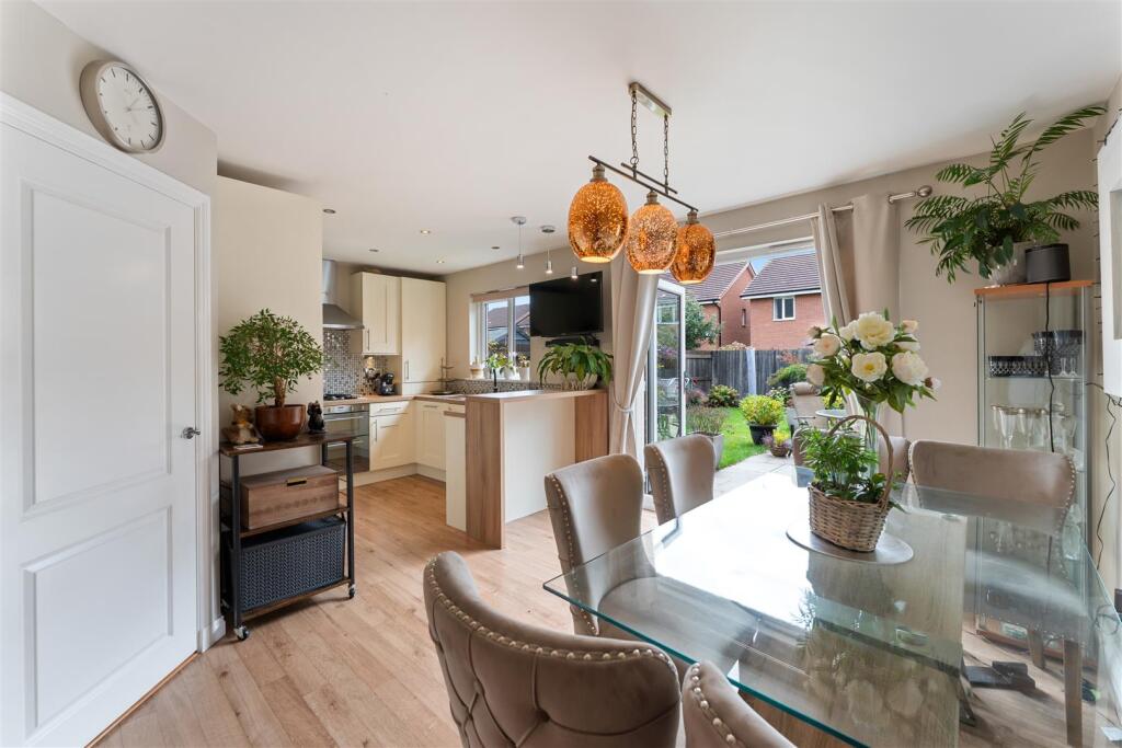 Kitchen Diner