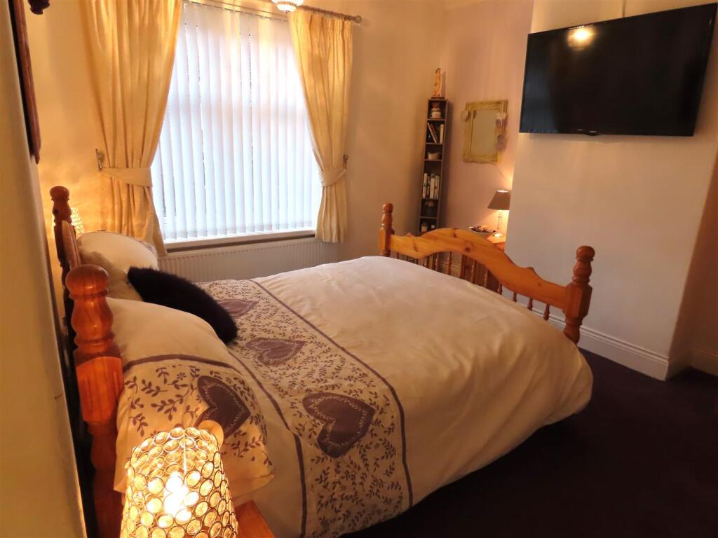 BEDROOM TWO