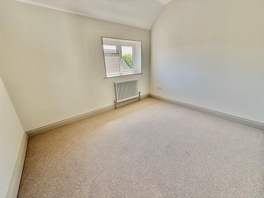 65 North Lane Bed...