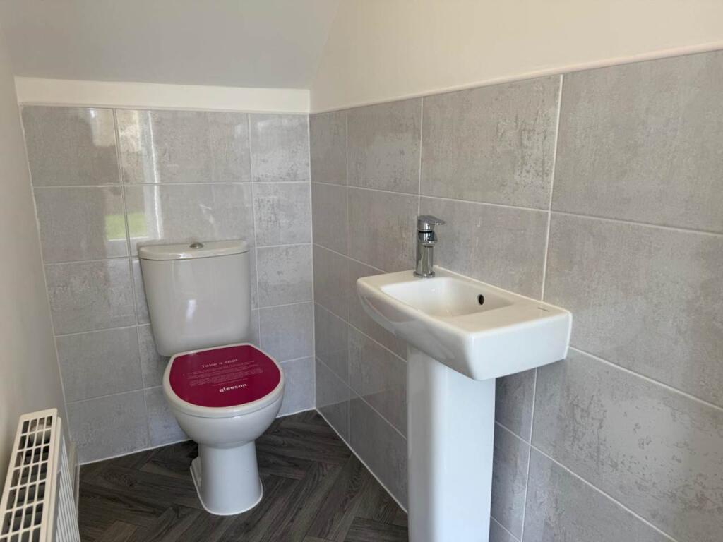 downstairs wc