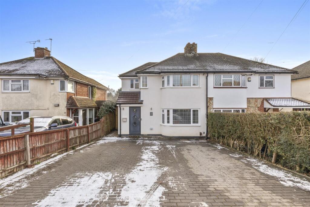 101 Cressex Rd, HP12 4PS-16.jpg