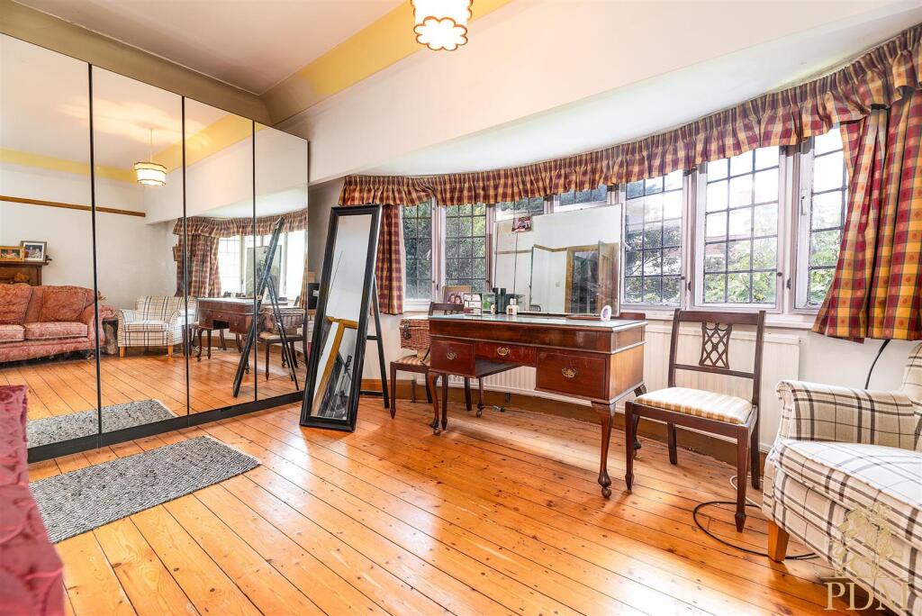 12a Thorncliffe Road (30 of 51).jpg