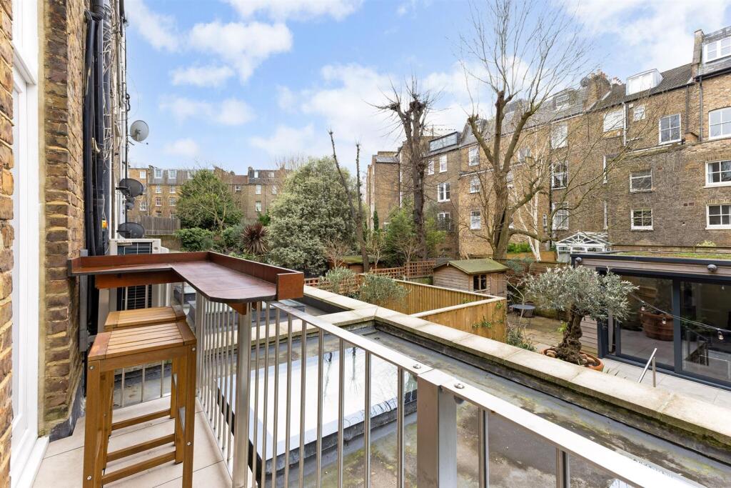 85407_Flat 2 15 Lanhill Road (25)_low.jpg