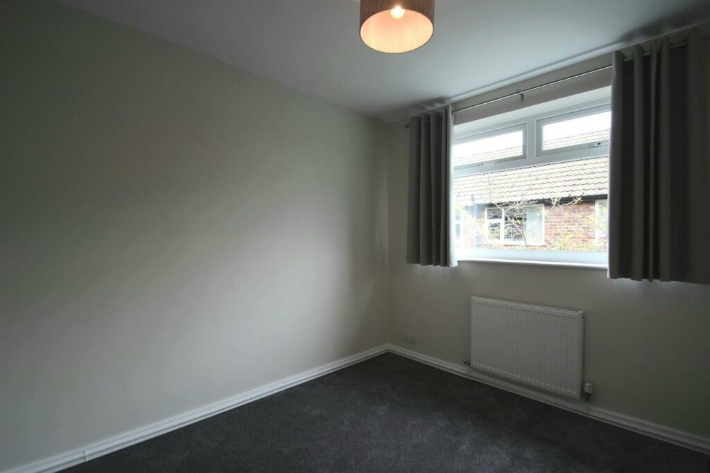Bedroom 2 Aspect 2
