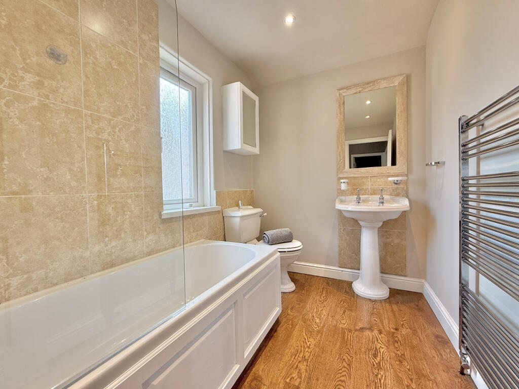 20250806_122446850_iOS