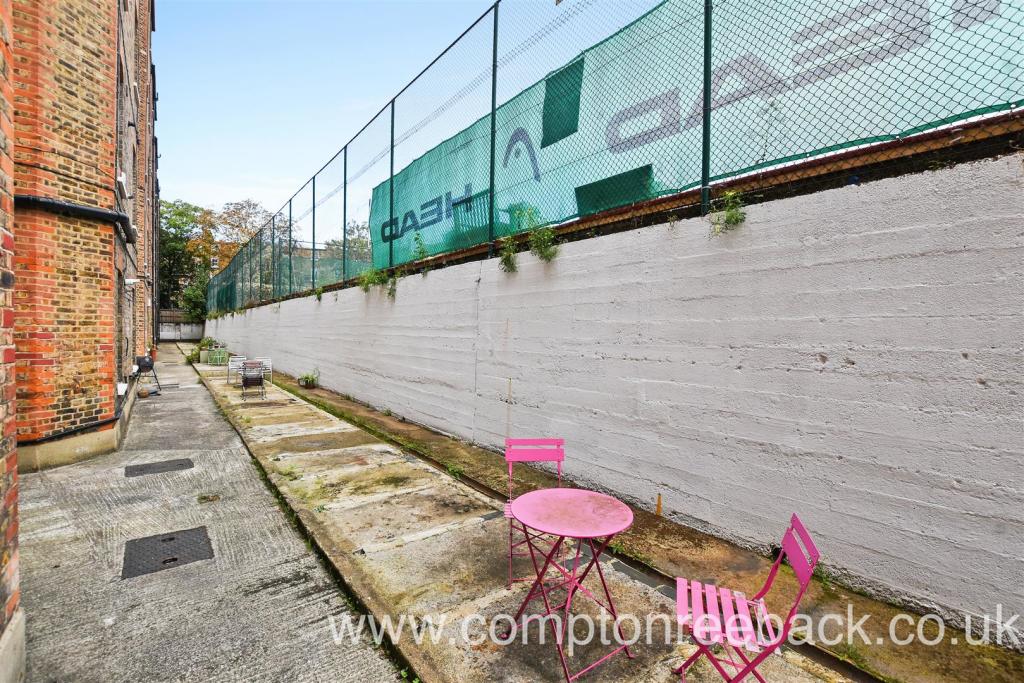 Communal Area: