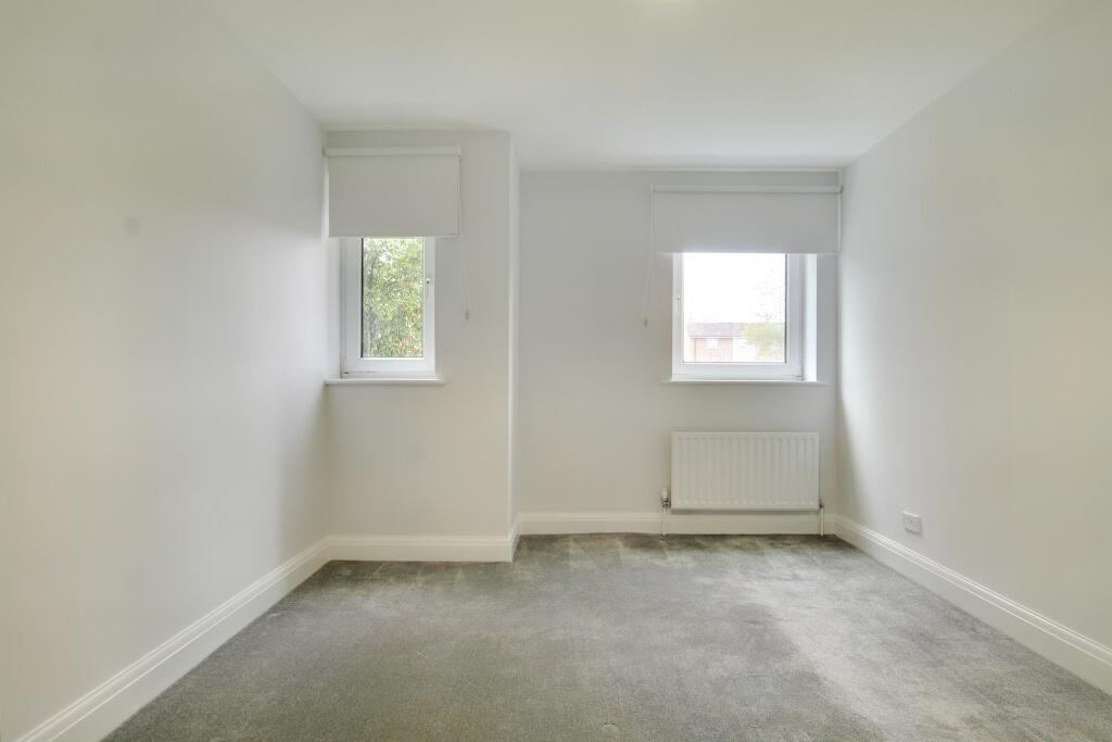 5.bedroom.jpg