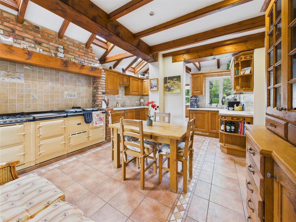 Dining Kitchen
