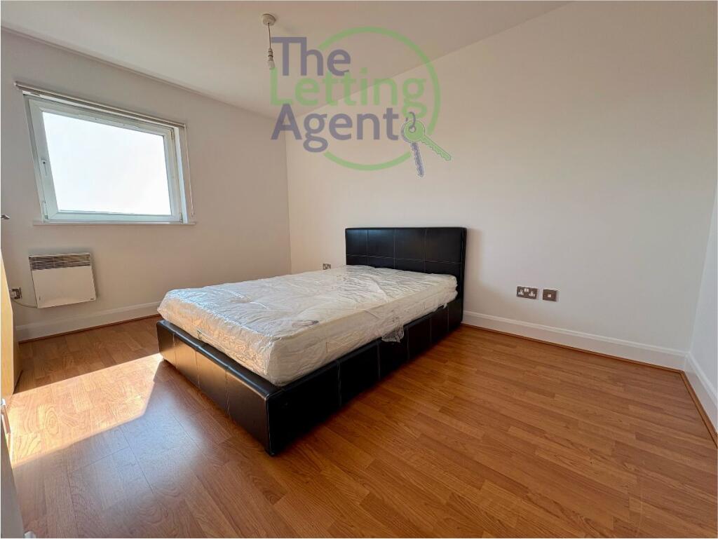 1st Double Bedroom