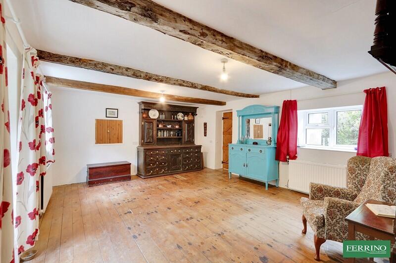 Sitting/Dining Room