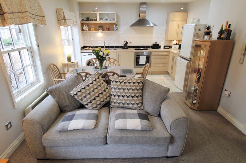 Open Plan Lounge/Dining/Kitchen