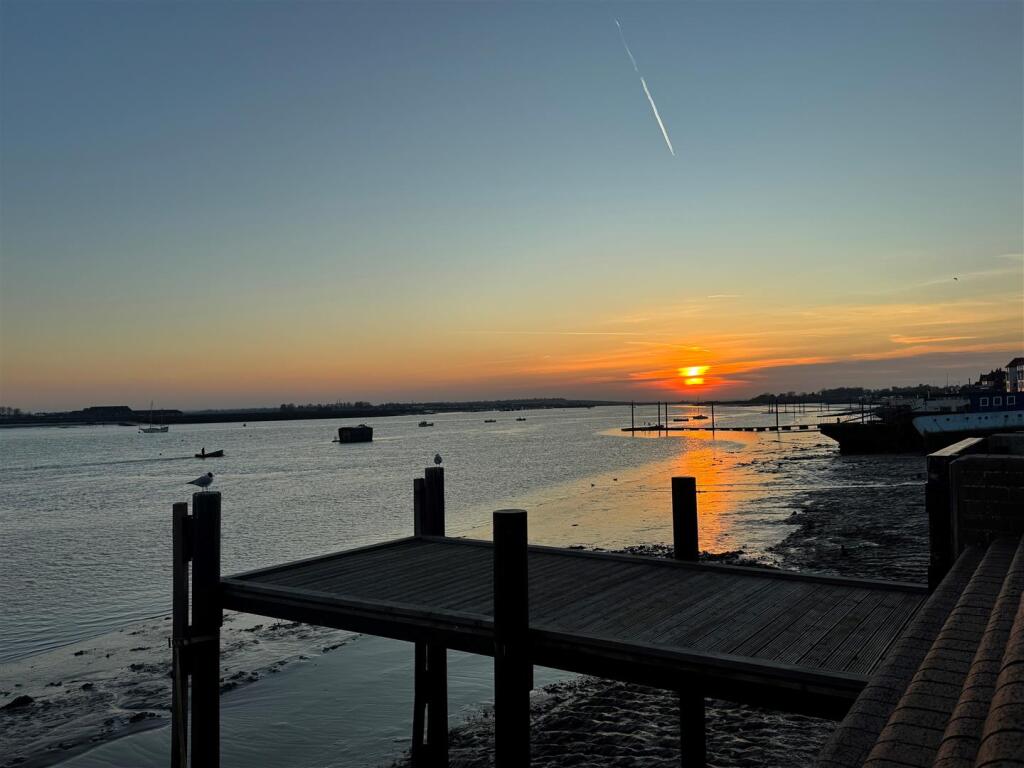 Burnham Quay.jpg