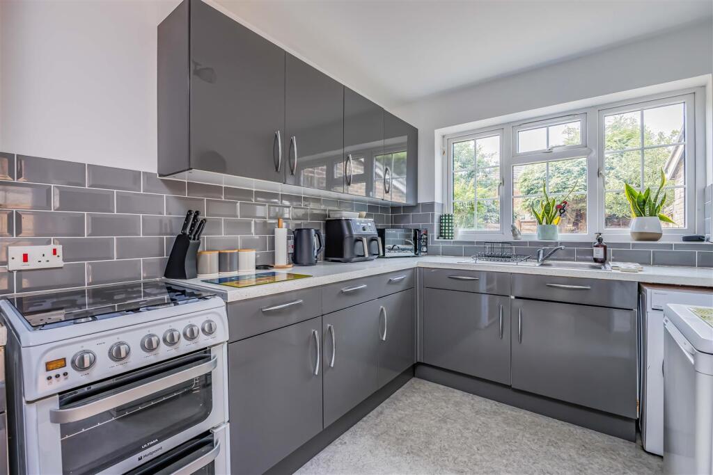 The Everglade, Manor Road, Hayling Island-Small-Po