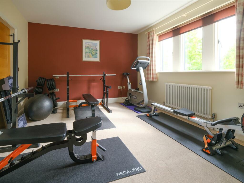 BEDROOM 3/GYM