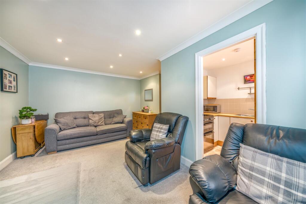 4 Havannah Court_Kelso-05.jpg