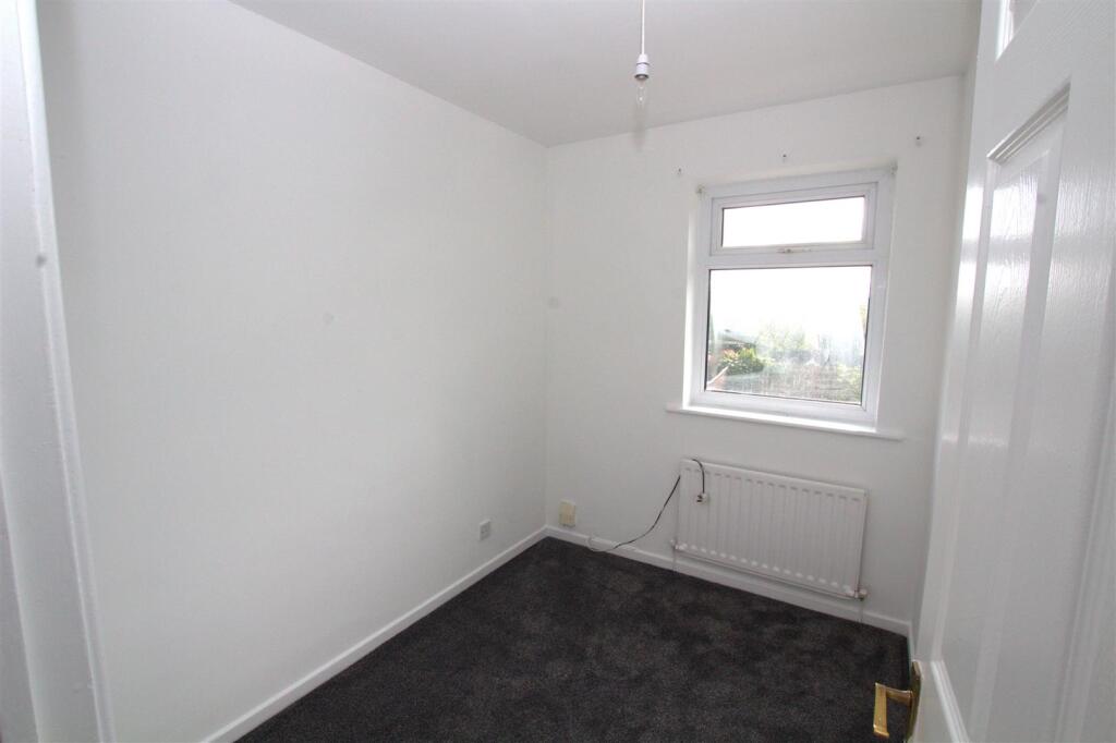 Troom Close Bedroom 3.jpg