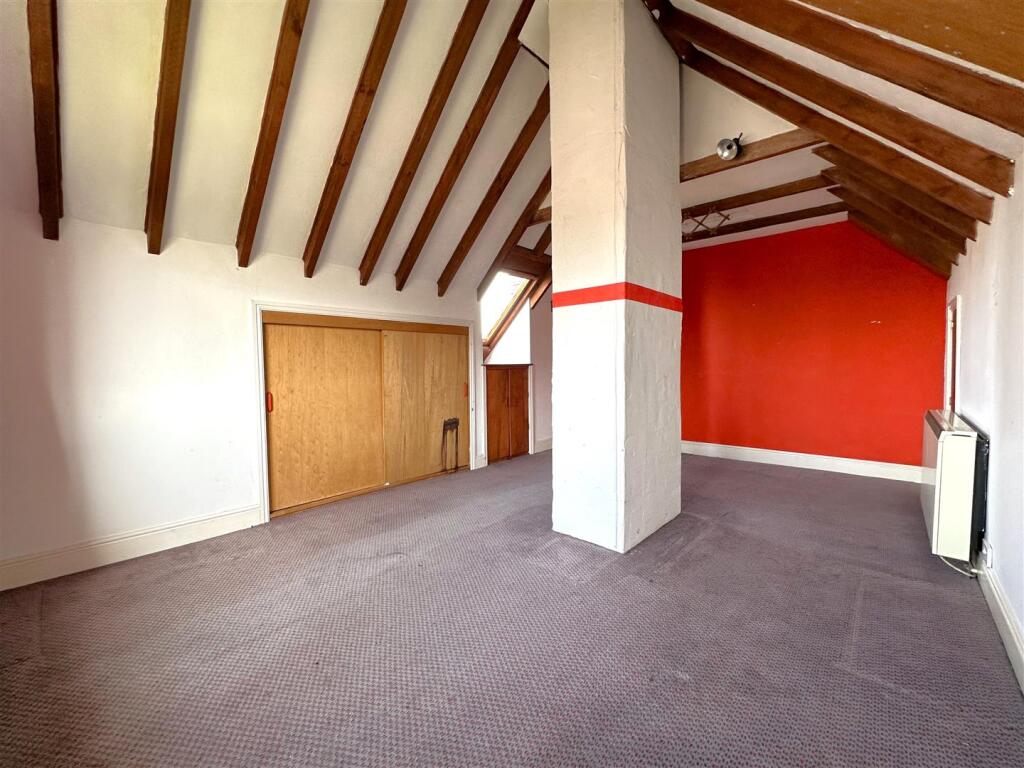 Second Bedroom 997