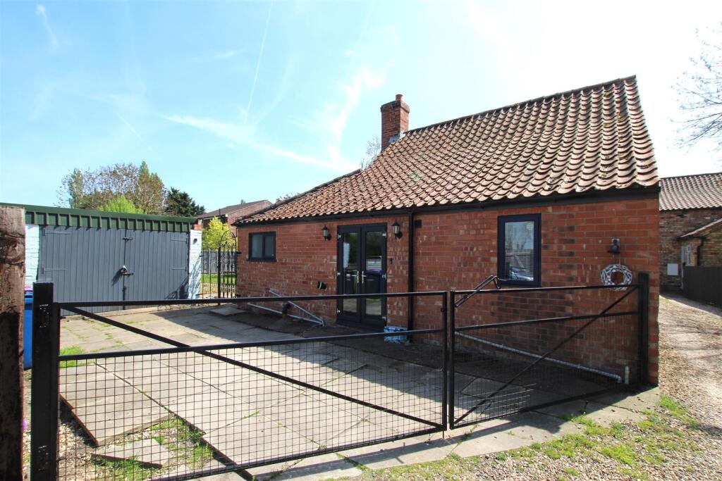 Rear Elevation,  Parking &amp; Garage.JPG