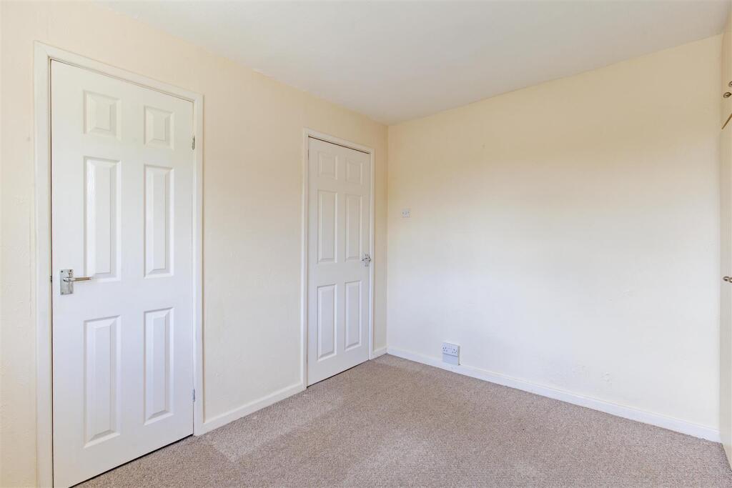 Bedroom 2-2.jpg