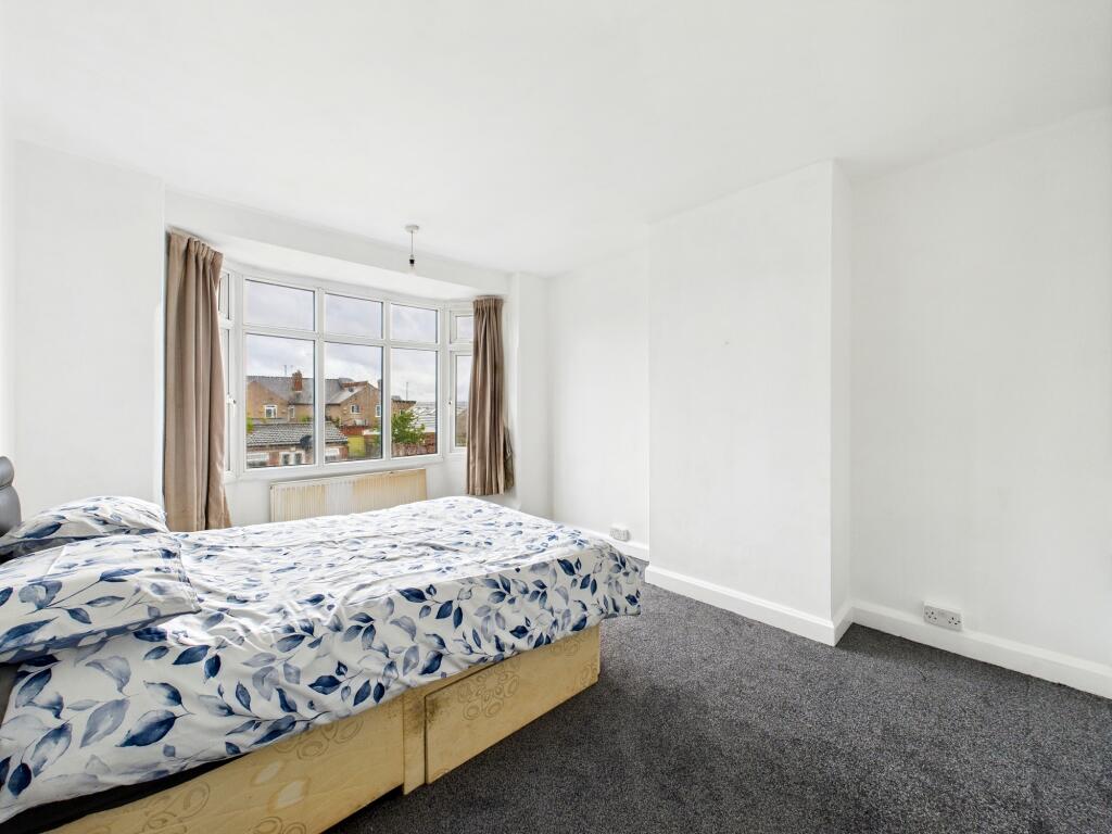 CAM05192G0-PR0083-STILL013