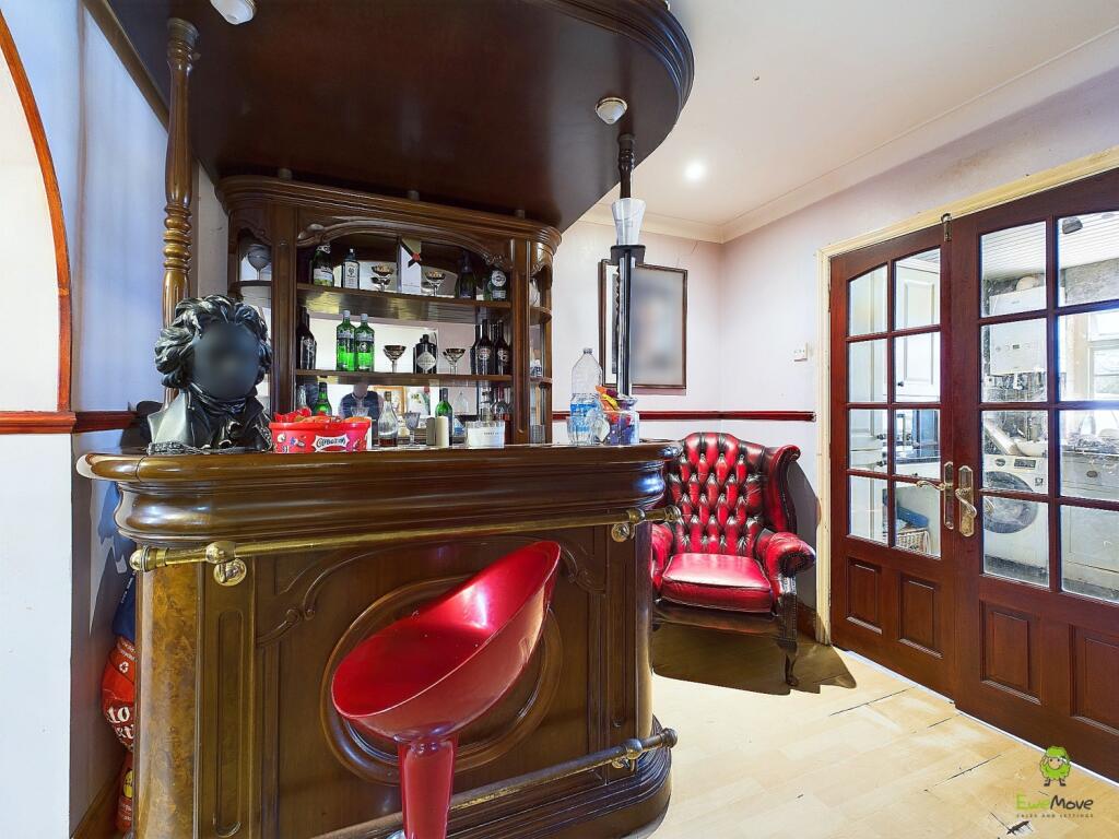 CAM04399G0-PR0023-STILL012