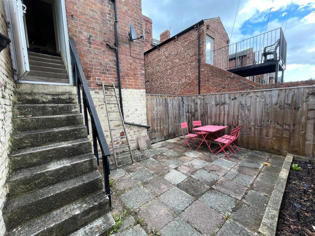 YARD 2.jpg