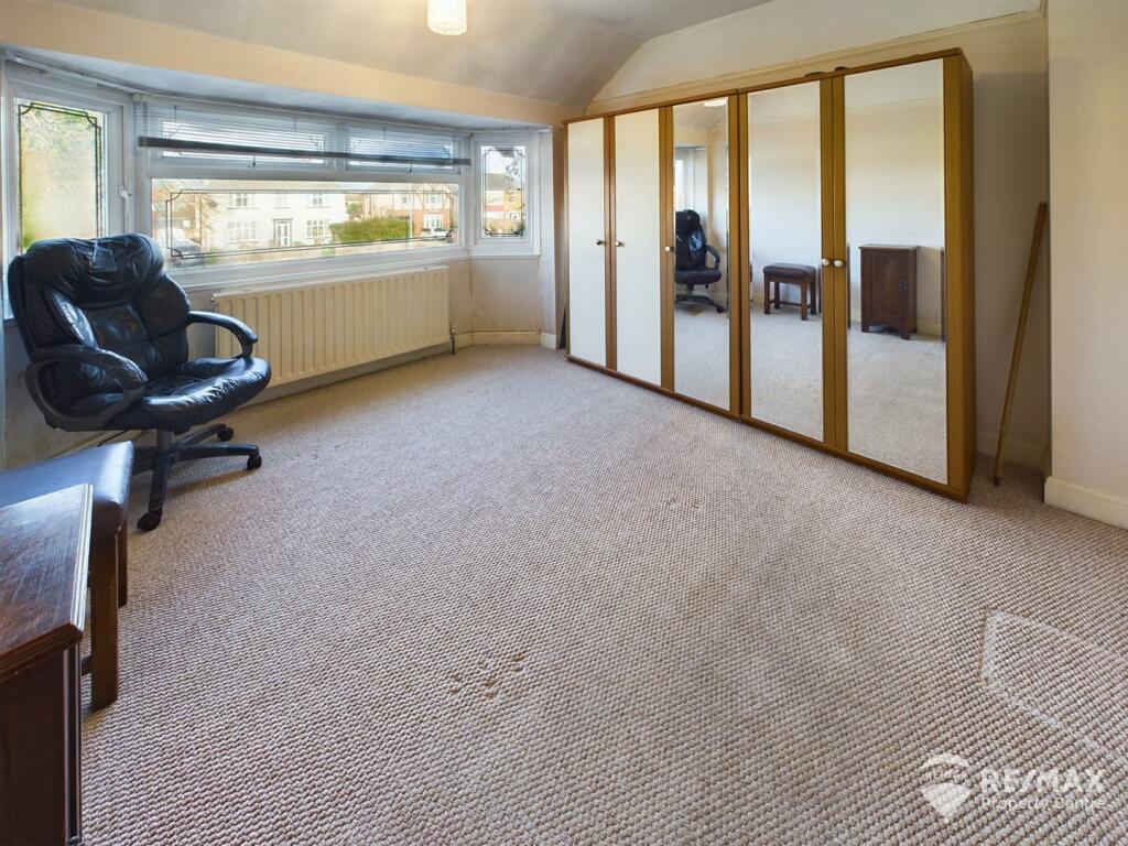 Bedroom 2.jpg