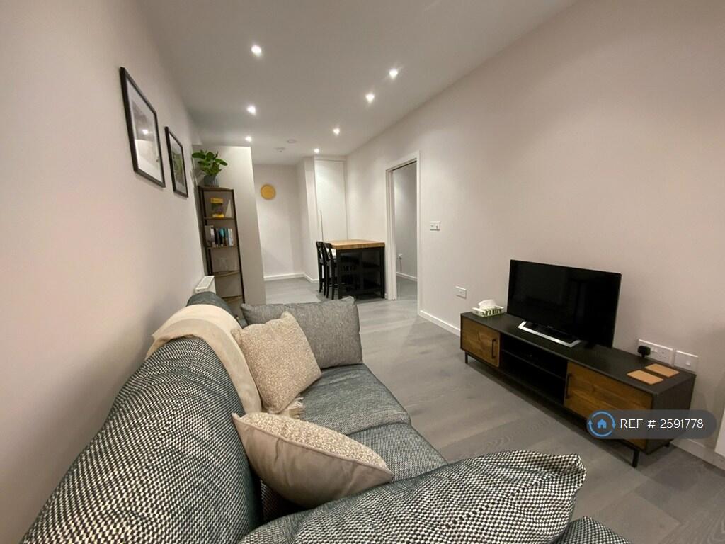 Living Room &amp; Kitchen