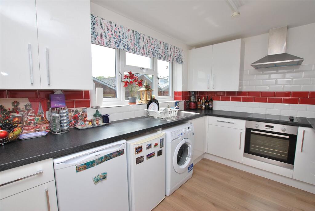 Aldershot Road, Guildford, Surrey, Surrey, GU2