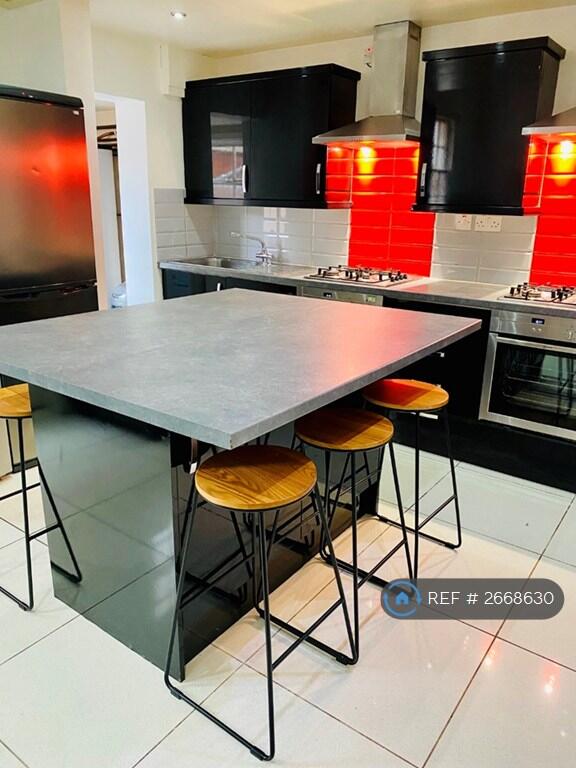Kitchen/Living Room