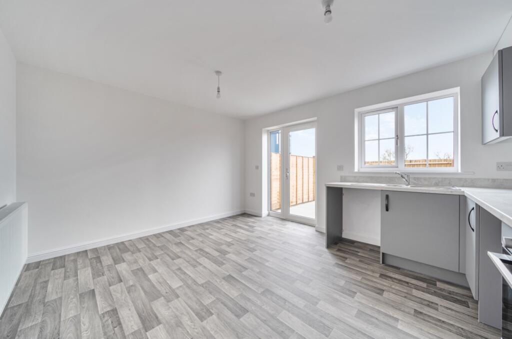 1373801-3-6903ab1d83d92